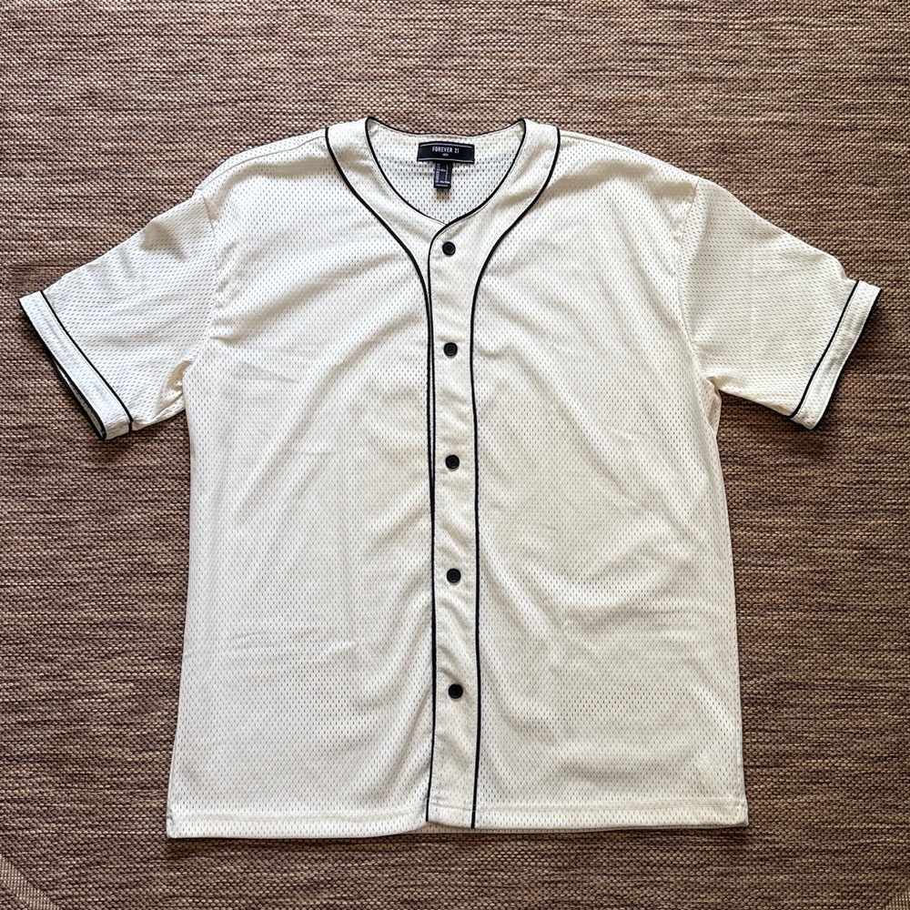Forever 21 Cream Button-Up Jersey